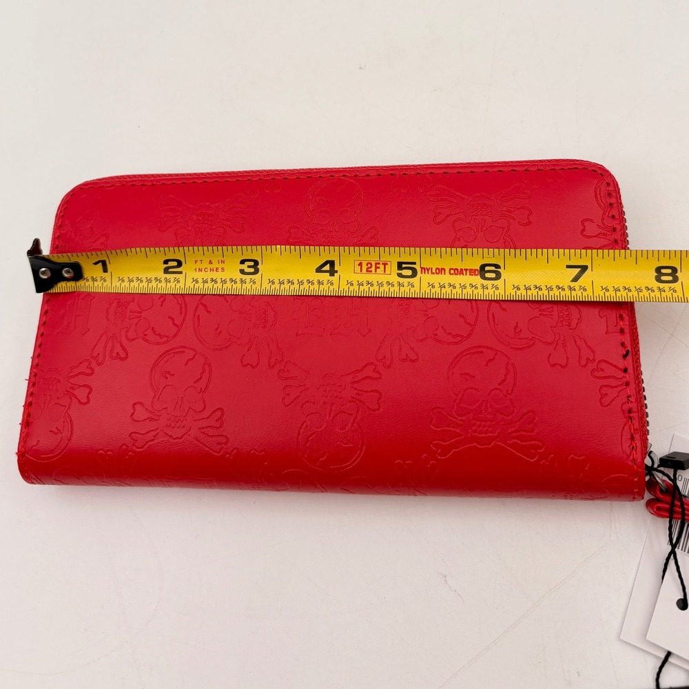 Ed Hardy Red Embossed Skull Zip Around Wristlet Wallet New with Tags - Picture 5 of 6